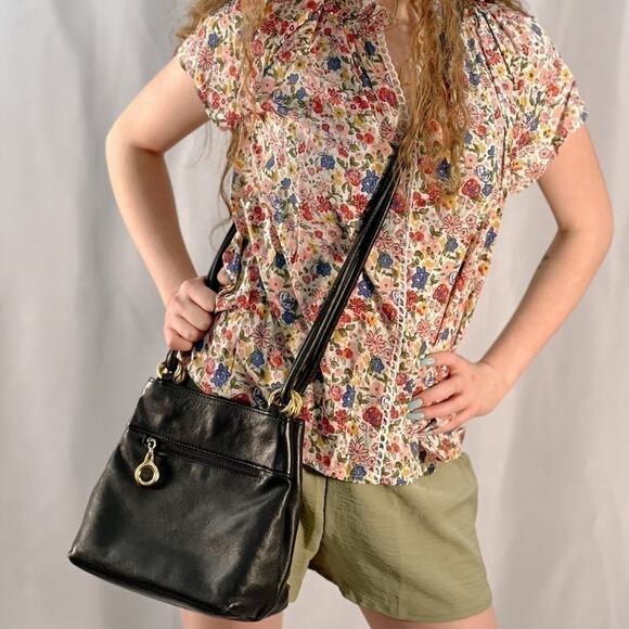 L.J.S. Collection crossbody black leather mini purse gold hardware snap closure - Picture 2 of 13